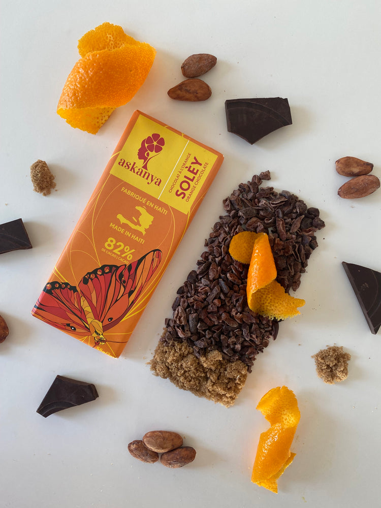 Solèy Dark Orange Chocolate Bar (82% Cacao)